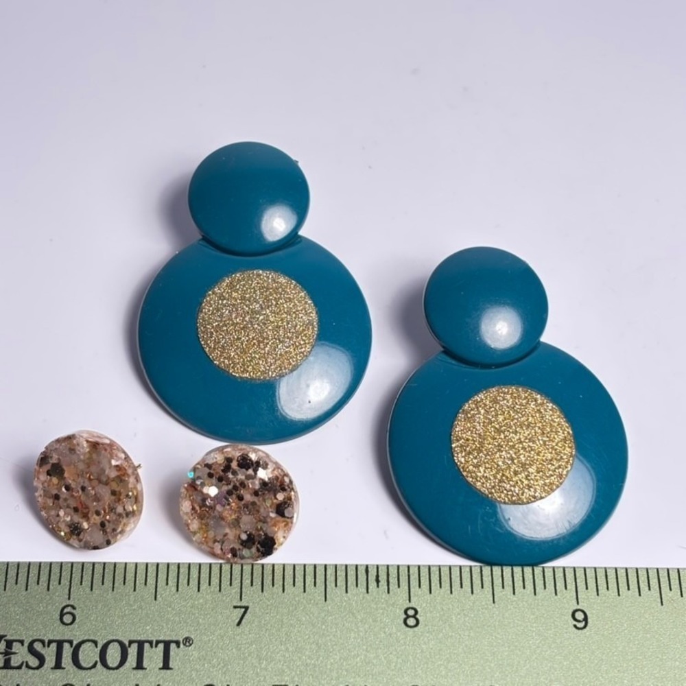 Earring Lot Vintage Blue Sparkly Doorknocker Costume Jewelry Acrylic Resin Party - Picture 8 of 8